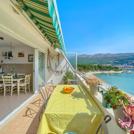 With A Magical View Split
