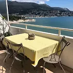 With A Magical View * سبليت