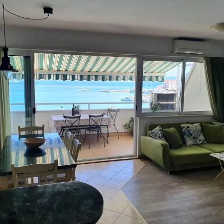 With A Magical View Apartman